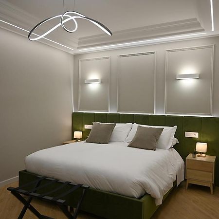 Mom Apartment Rooms&Suites Tivoli Esterno foto