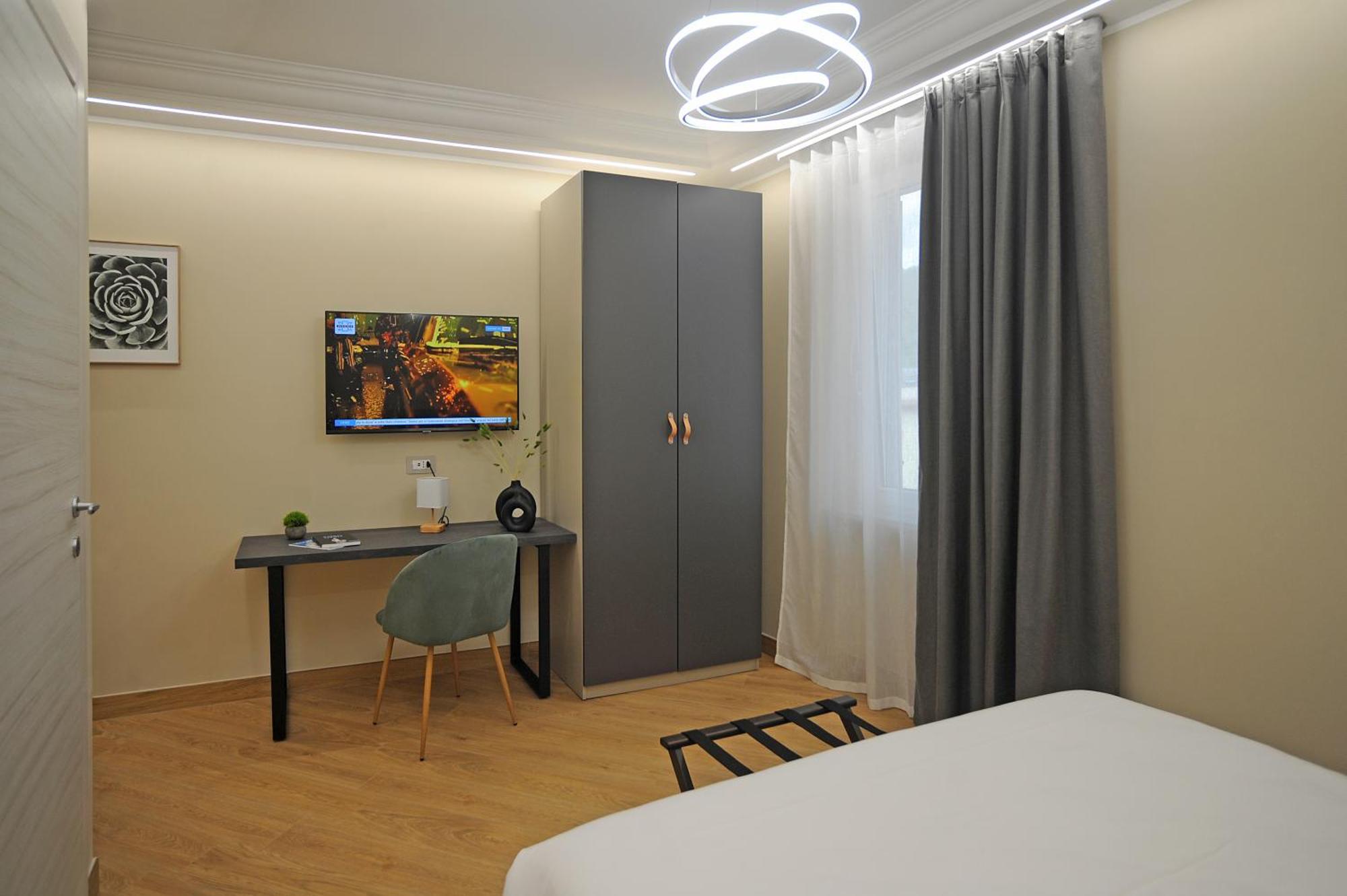 Mom Apartment Rooms&Suites Tivoli Esterno foto