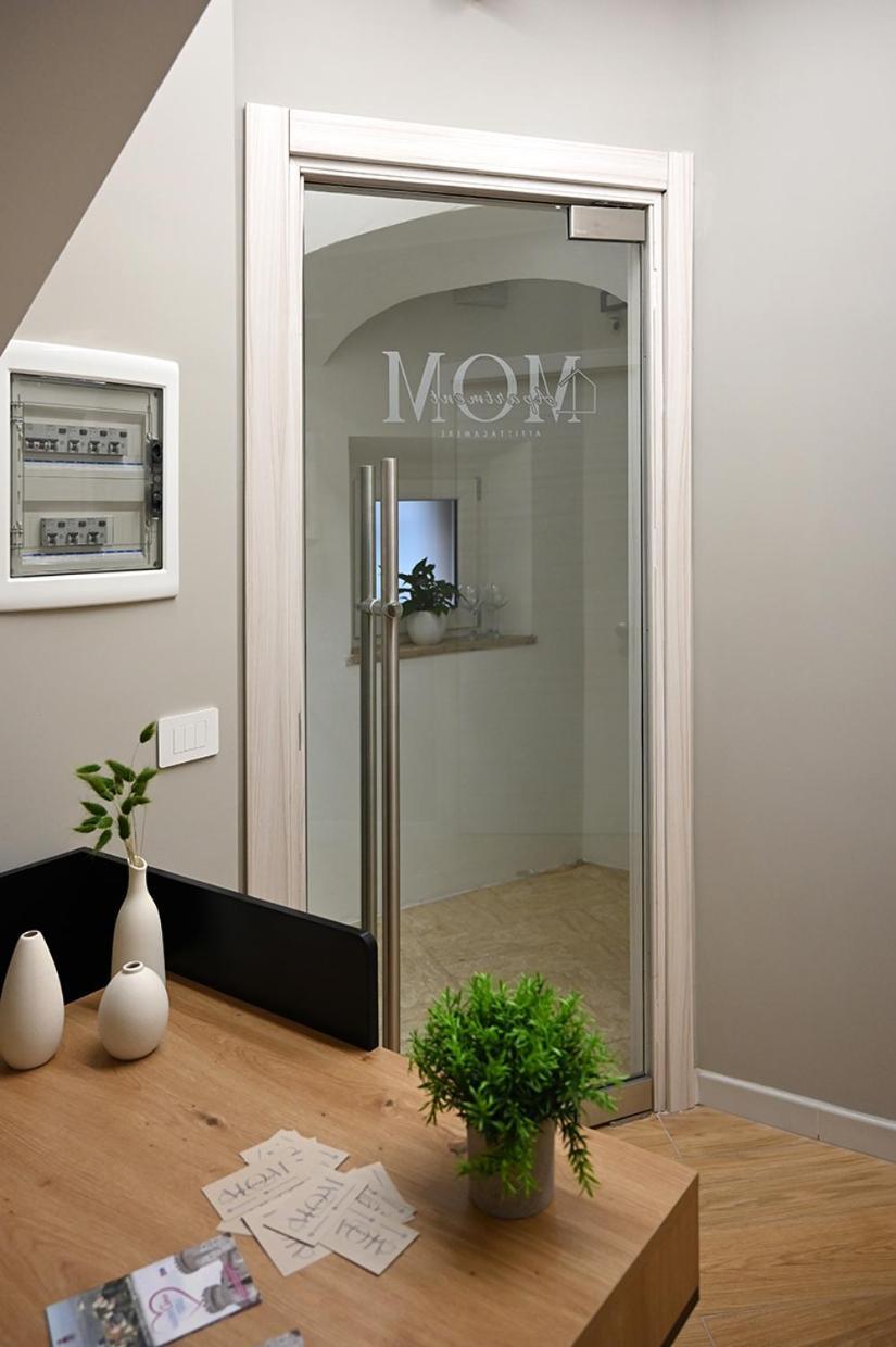 Mom Apartment Rooms&Suites Tivoli Esterno foto