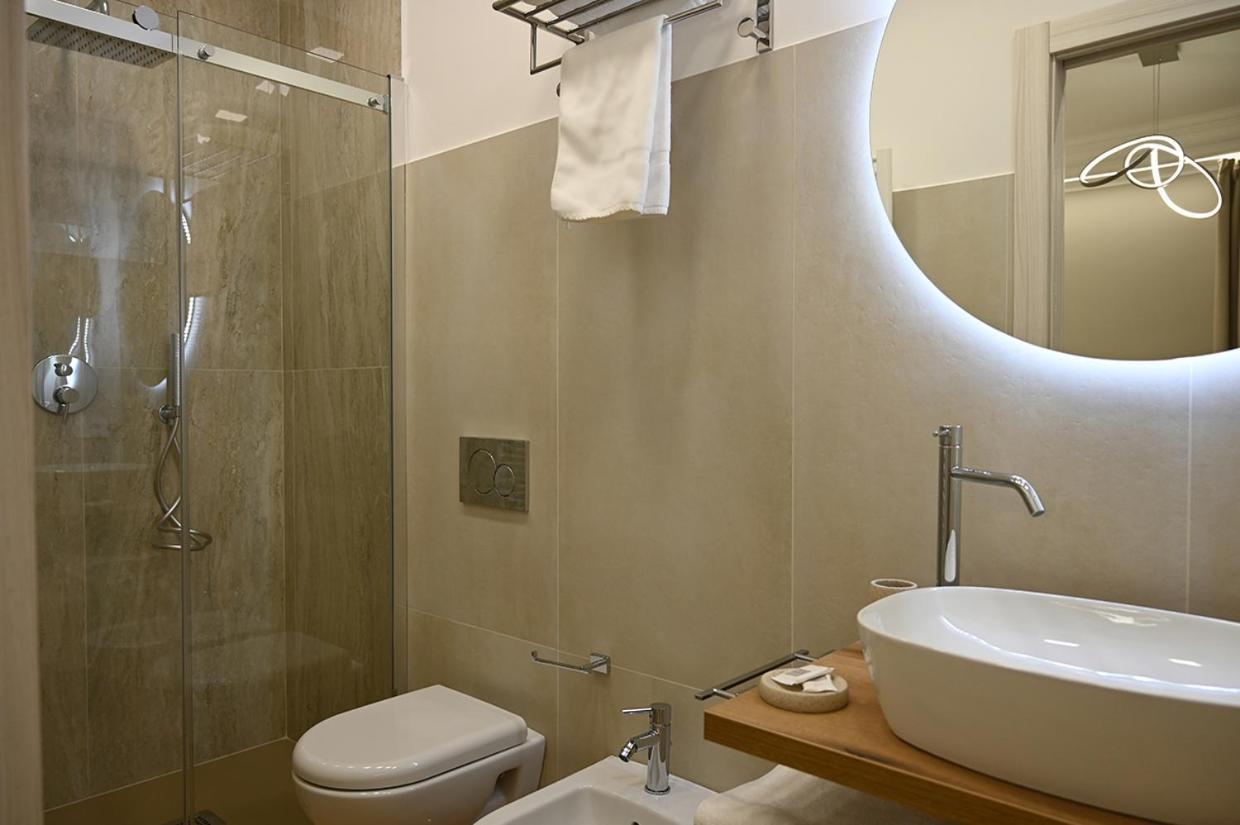 Mom Apartment Rooms&Suites Tivoli Esterno foto