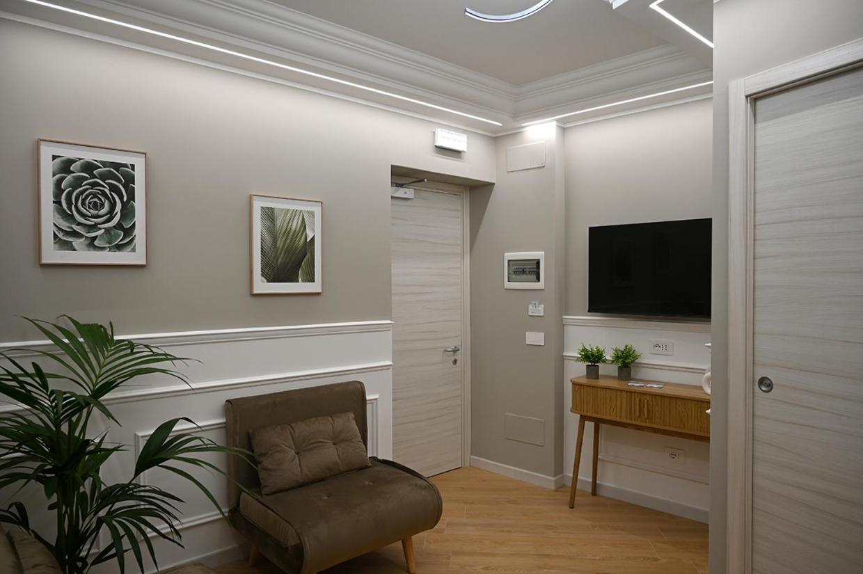 Mom Apartment Rooms&Suites Tivoli Esterno foto