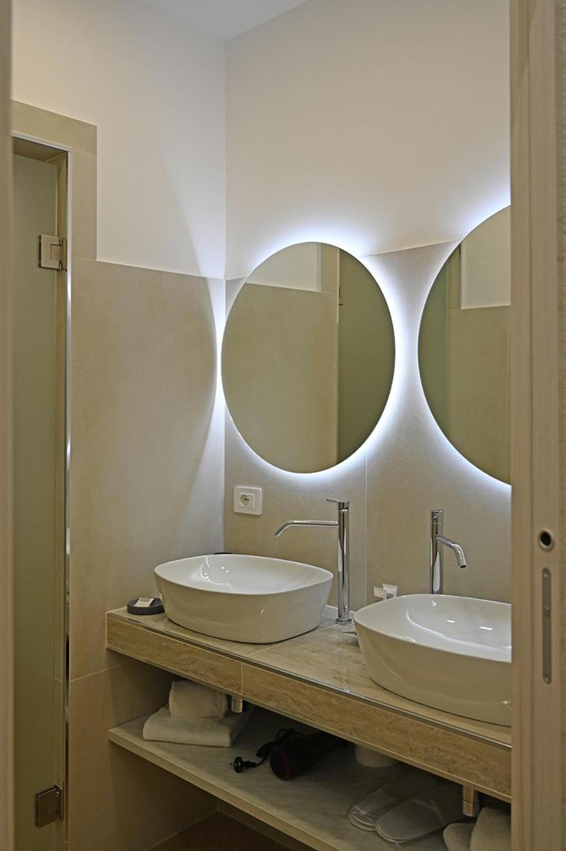 Mom Apartment Rooms&Suites Tivoli Esterno foto